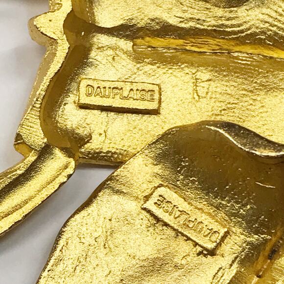 CAROL DAUPLAISE Brooch Earring Oversized Hammered Gold Tone Abstract Modernist - Picture 2 of 11